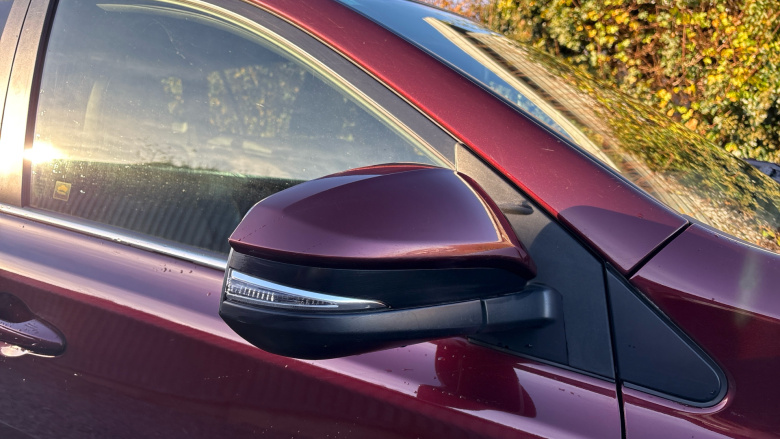 Toyota RAV4 2.0 V-matic Excel TSS 5dr CVT Petrol Estate